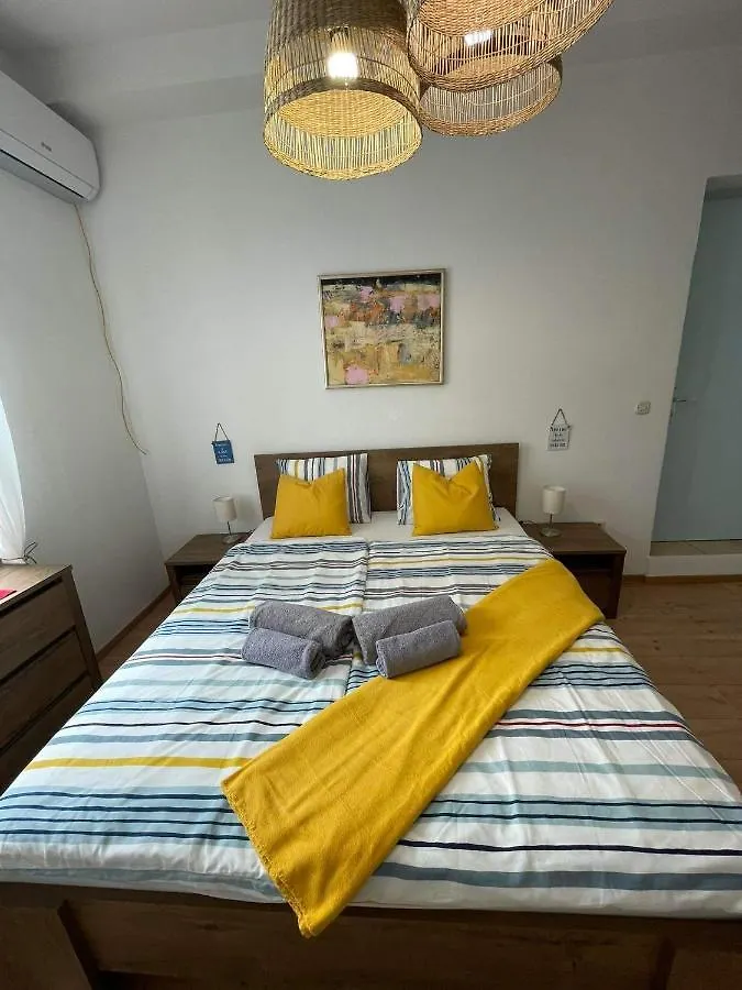 Vila Kuca Za Odmor Pobor Jadranovo 0*,