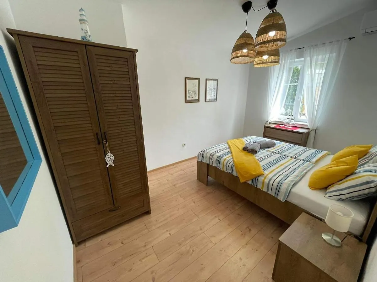 Kuca Za Odmor Pobor Jadranovo Villa 0*,