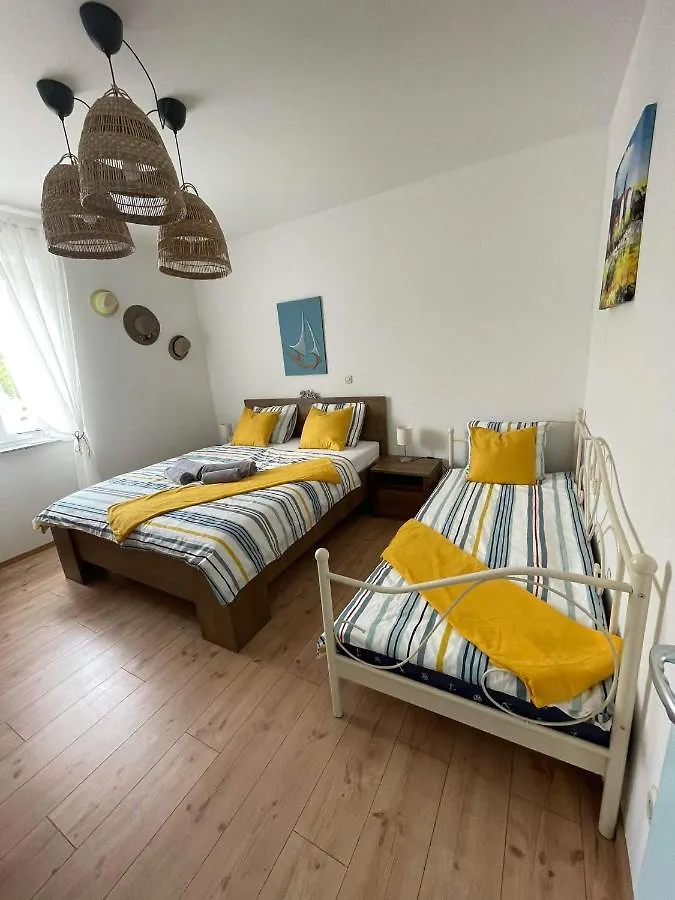 Holiday home Kuca Za Odmor Pobor Jadranovo Villa